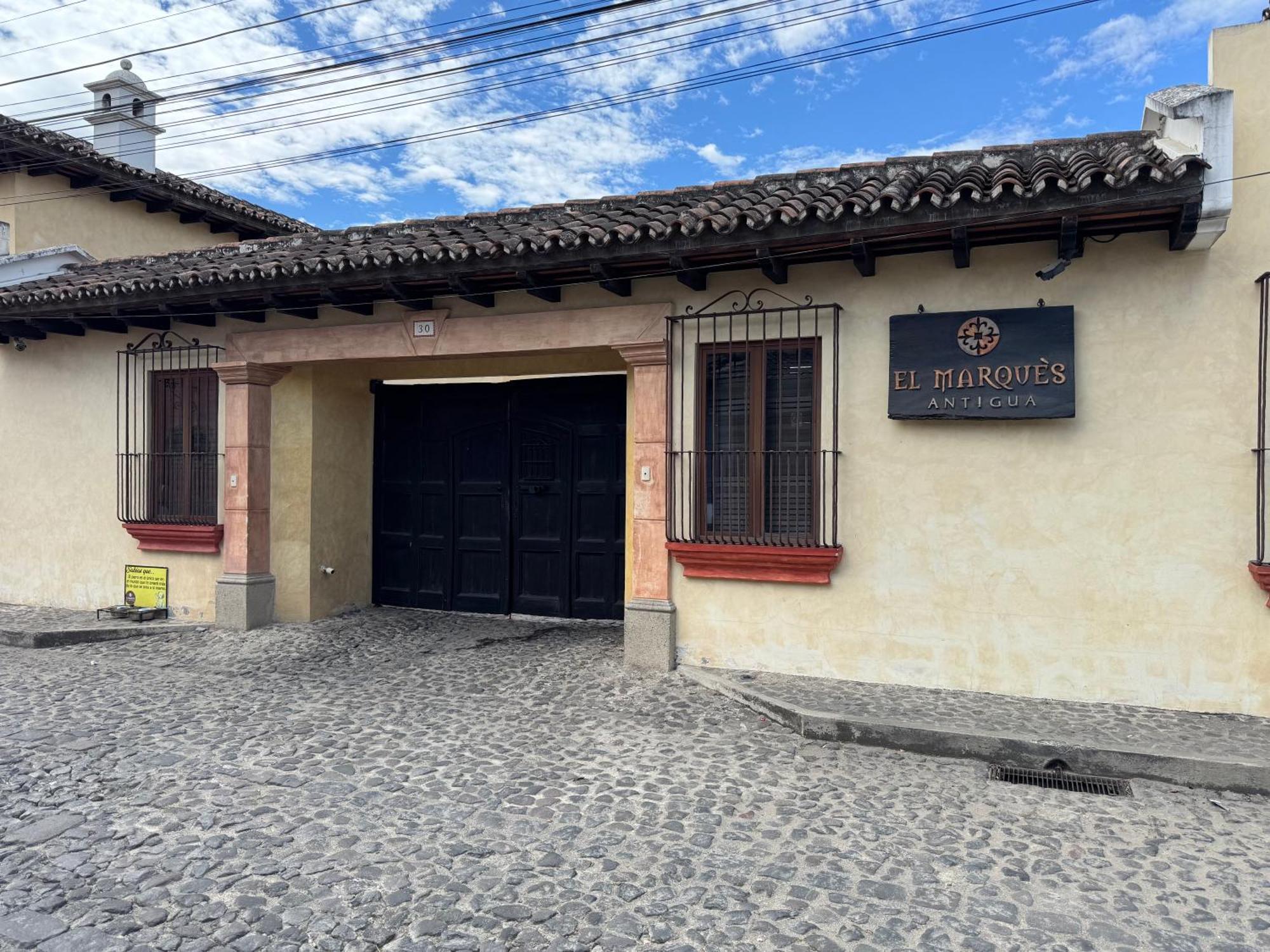 Suite Don Pedro: Hermoso Loft Con Parqueo Gratis! Antigua Dış mekan fotoğraf